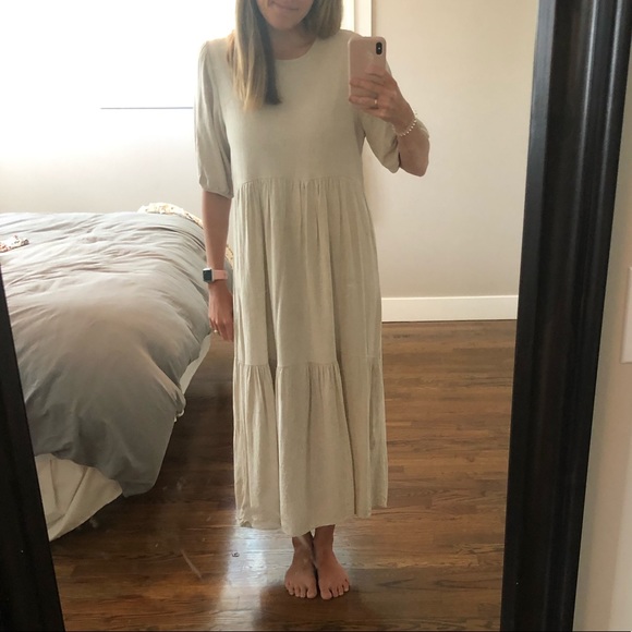 Cream Tiered Dress - Picture 4 of 4